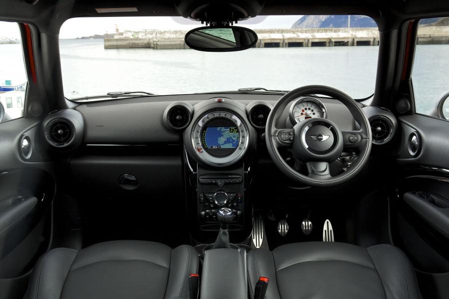 Mini Paceman Cooper S 2013 года  (UK) (фото 24 из 177)